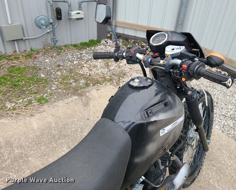 image for item LH9860 2020 Chongqing Astronautic Bashan  motorcycle