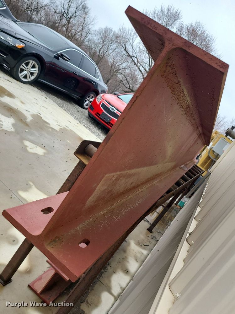 image for item LH9862 10'1"L x 7"W x 16"H I-beam