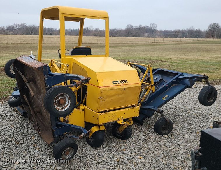 image for item LH9863 Excel Hustler 4600  lawn mower