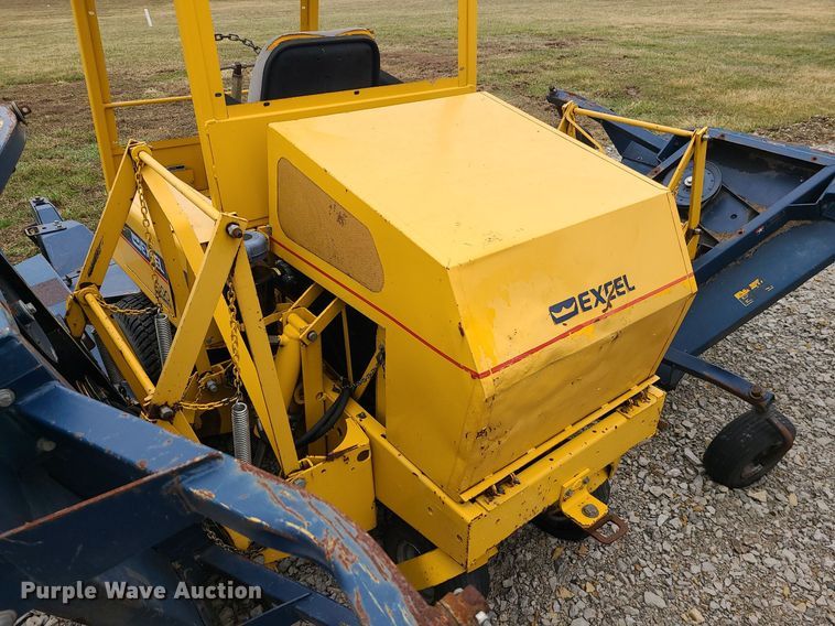 image for item LH9863 Excel Hustler 4600  lawn mower