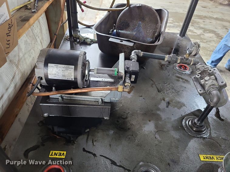 image for item LH9864 Lanair MX250  waste oil heater