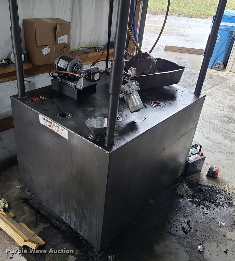 image for item LH9864 Lanair MX250  waste oil heater