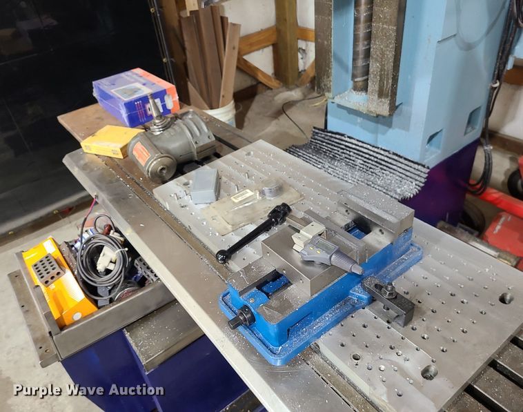 image for item LH9865 Bridgeport  milling machine