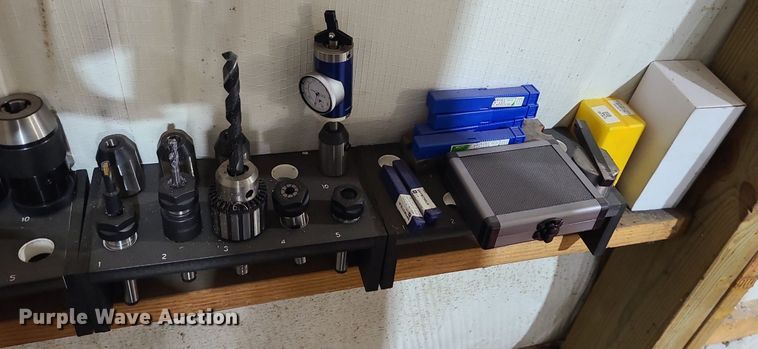 image for item LH9865 Bridgeport  milling machine