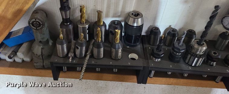 image for item LH9865 Bridgeport  milling machine