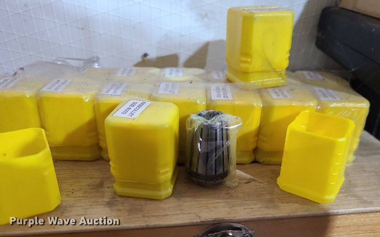 image for item LH9865 Bridgeport  milling machine