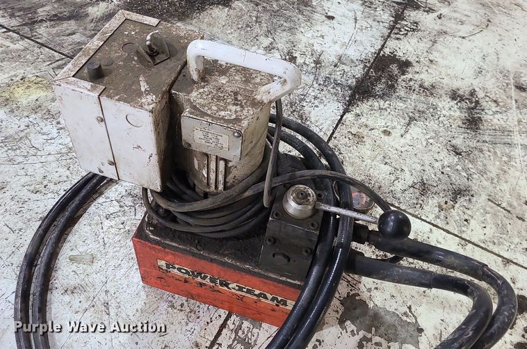 image for item LH9867 Power Team  hydraulic power unit