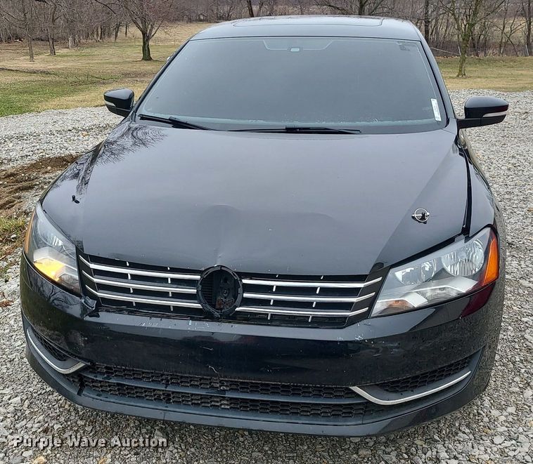 image for item LH9868 2014 Volkswagen Passat TDI SE