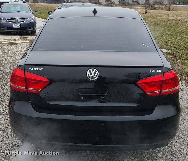 image for item LH9868 2014 Volkswagen Passat TDI SE