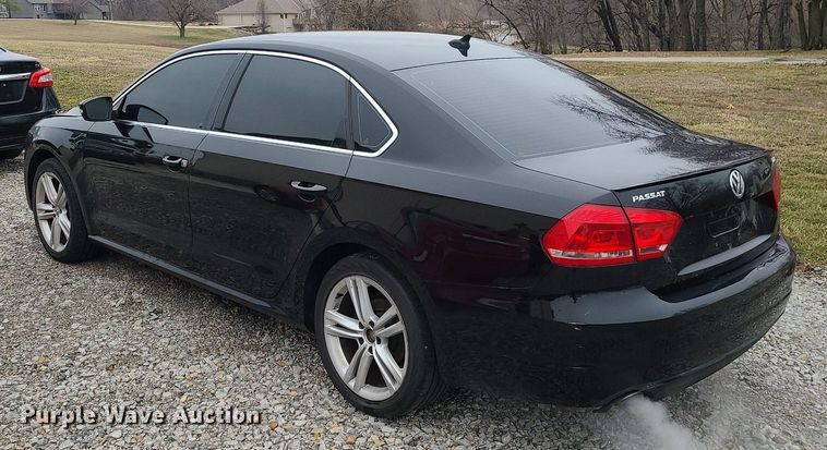 image for item LH9868 2014 Volkswagen Passat TDI SE