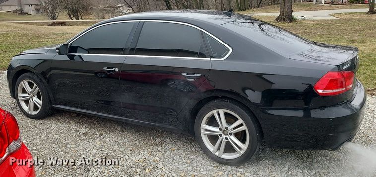image for item LH9868 2014 Volkswagen Passat TDI SE