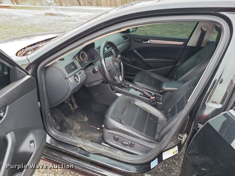 image for item LH9868 2014 Volkswagen Passat TDI SE