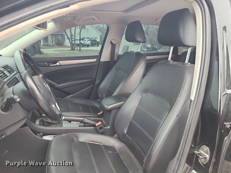 image for item LH9868 2014 Volkswagen Passat TDI SE