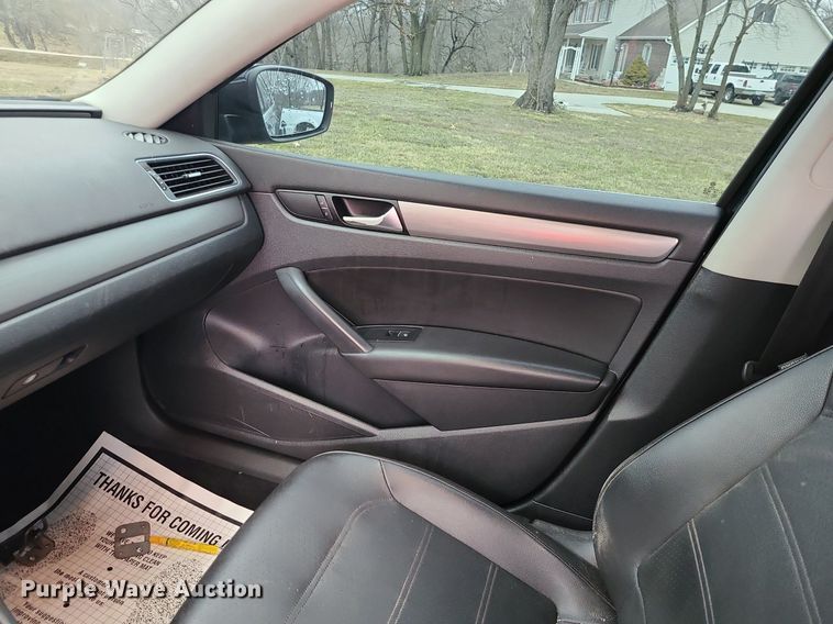 image for item LH9868 2014 Volkswagen Passat TDI SE