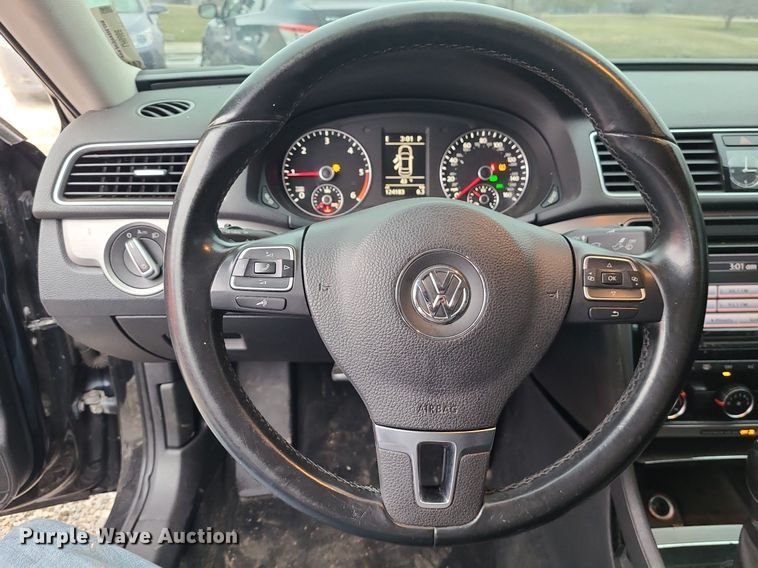 image for item LH9868 2014 Volkswagen Passat TDI SE