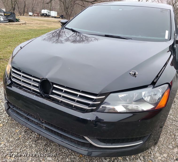 image for item LH9868 2014 Volkswagen Passat TDI SE