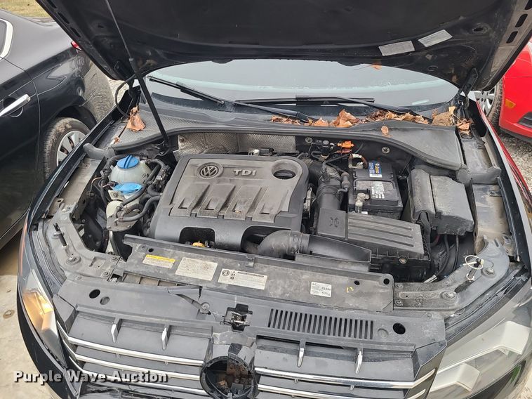 image for item LH9868 2014 Volkswagen Passat TDI SE