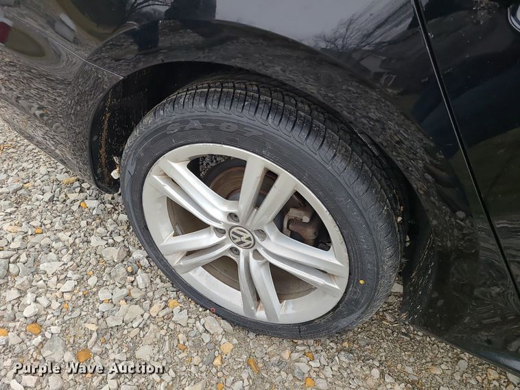 image for item LH9868 2014 Volkswagen Passat TDI SE