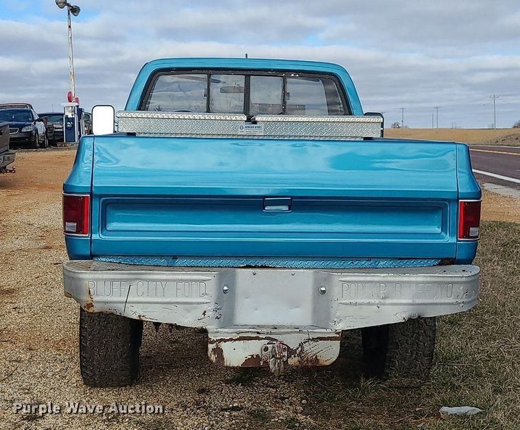 image for item LH9892 1976 Chevrolet K20  pickup truck