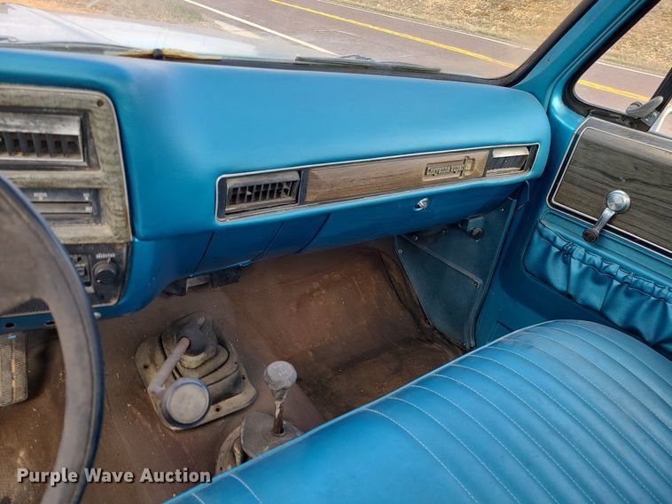 image for item LH9892 1976 Chevrolet K20  pickup truck