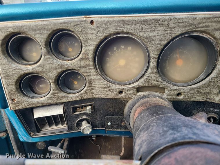 image for item LH9892 1976 Chevrolet K20  pickup truck