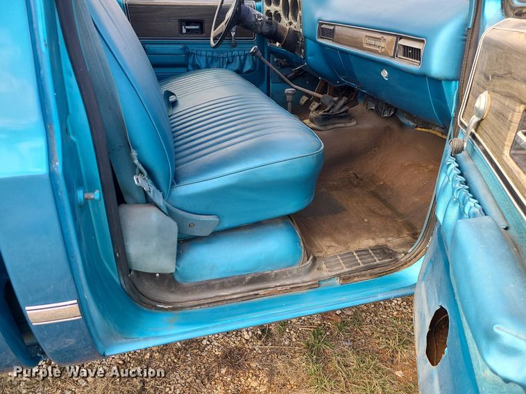 image for item LH9892 1976 Chevrolet K20  pickup truck