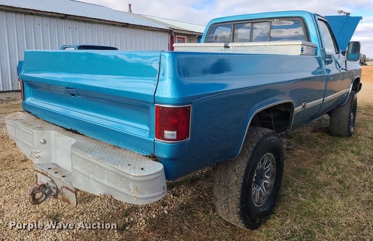 image for item LH9892 1976 Chevrolet K20  pickup truck