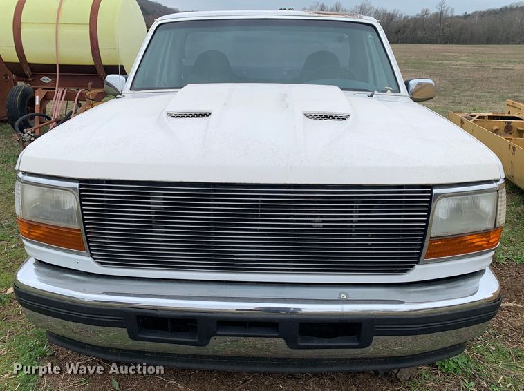 image for item LI9100 1996 Ford F150  pickup truck