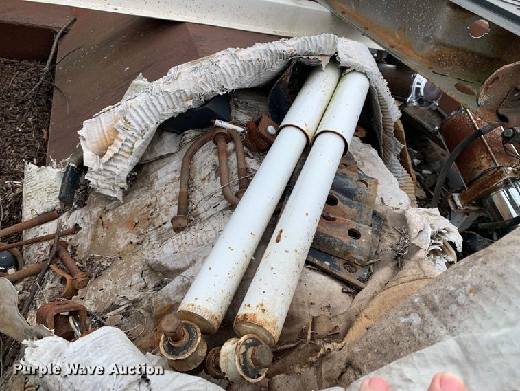 image for item LI9100 1996 Ford F150  pickup truck