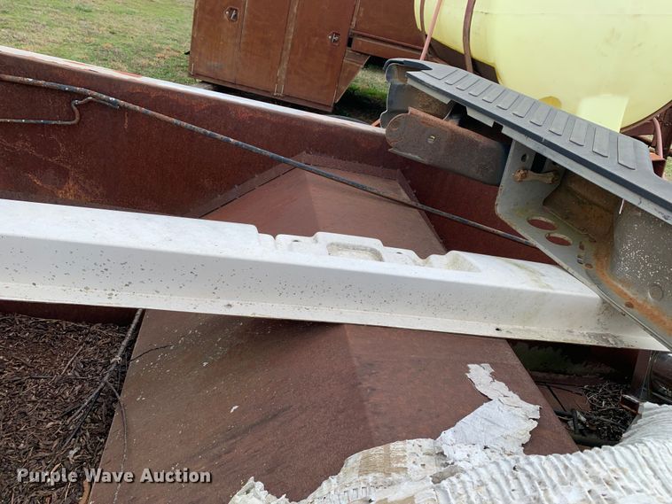 image for item LI9100 1996 Ford F150  pickup truck