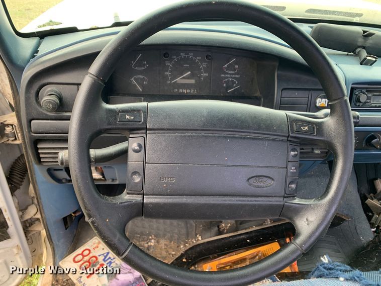 image for item LI9100 1996 Ford F150  pickup truck