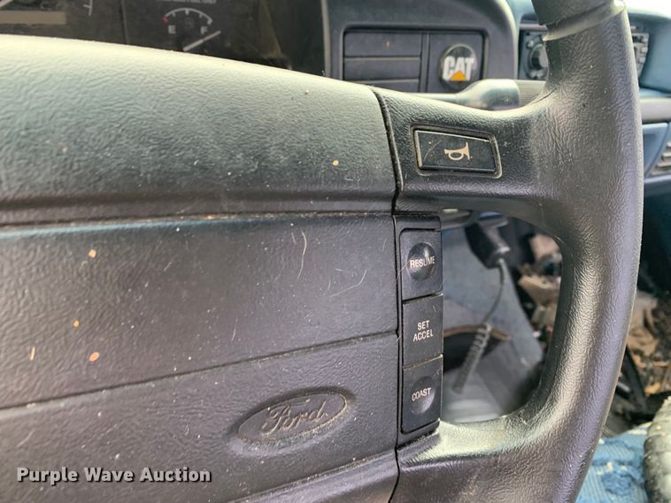 image for item LI9100 1996 Ford F150  pickup truck