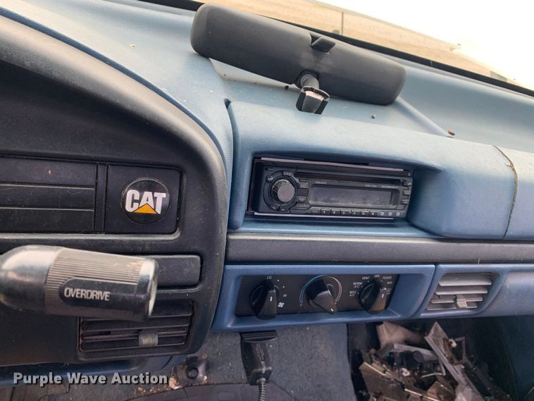 image for item LI9100 1996 Ford F150  pickup truck