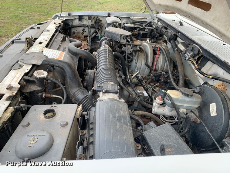 image for item LI9100 1996 Ford F150  pickup truck