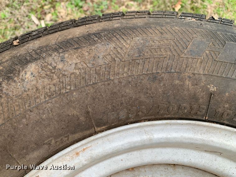 image for item LI9100 1996 Ford F150  pickup truck