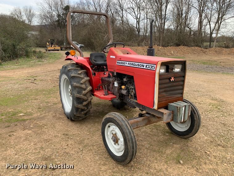 image for item LI9106 Massey Ferguson 1035  tractor