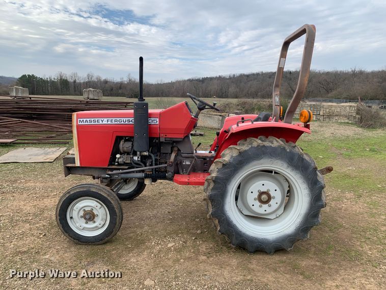 image for item LI9106 Massey Ferguson 1035  tractor