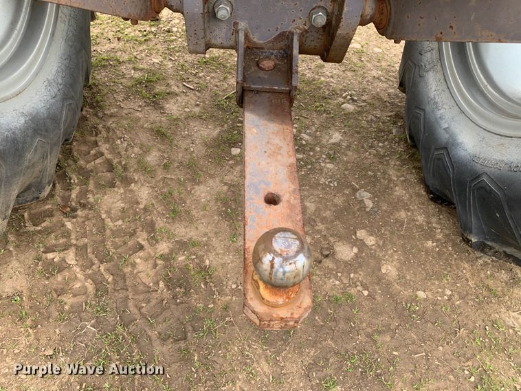 image for item LI9106 Massey Ferguson 1035  tractor