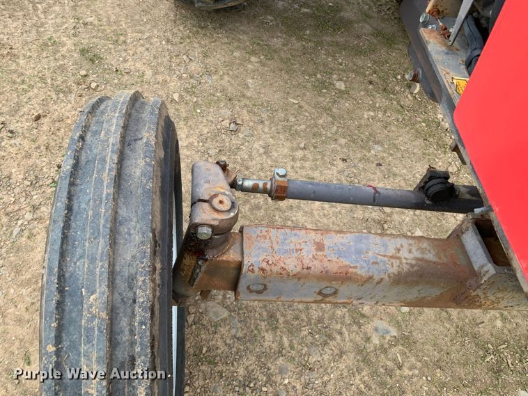 image for item LI9106 Massey Ferguson 1035  tractor