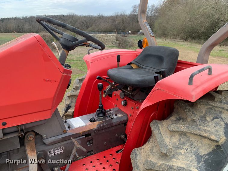 image for item LI9106 Massey Ferguson 1035  tractor