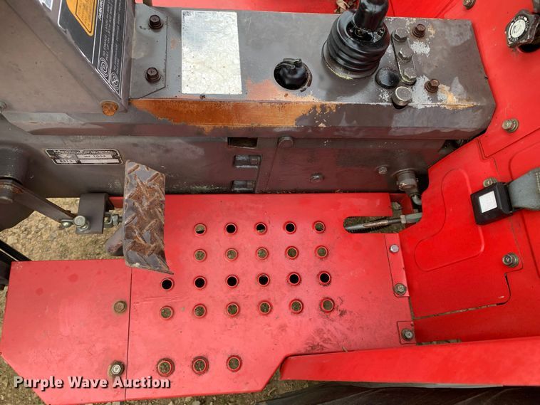 image for item LI9106 Massey Ferguson 1035  tractor