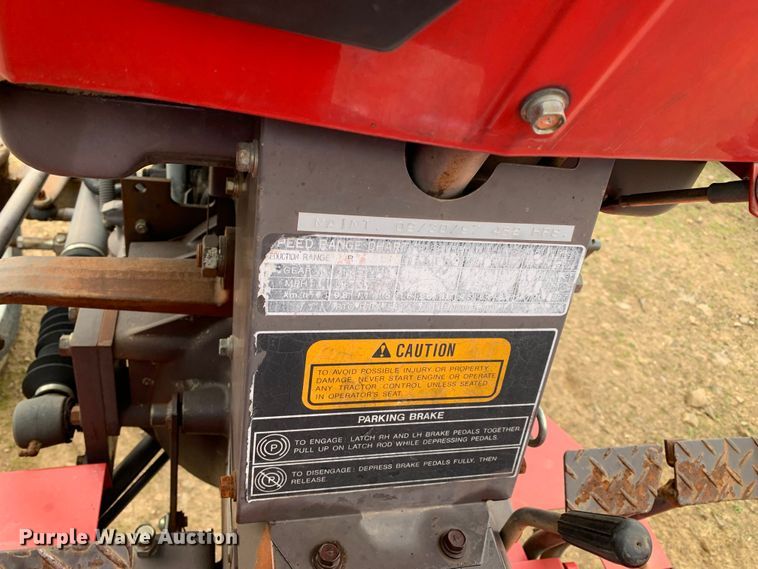 image for item LI9106 Massey Ferguson 1035  tractor