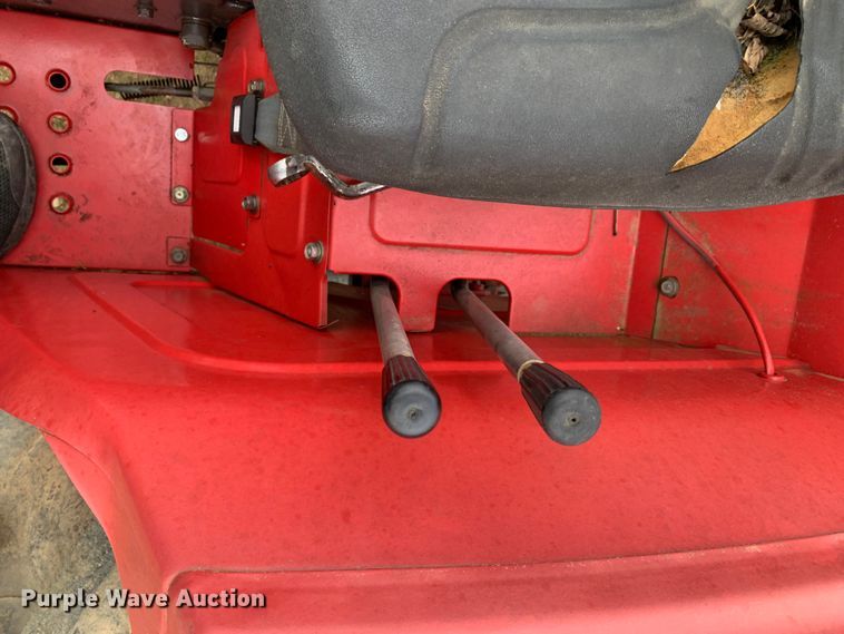 image for item LI9106 Massey Ferguson 1035  tractor