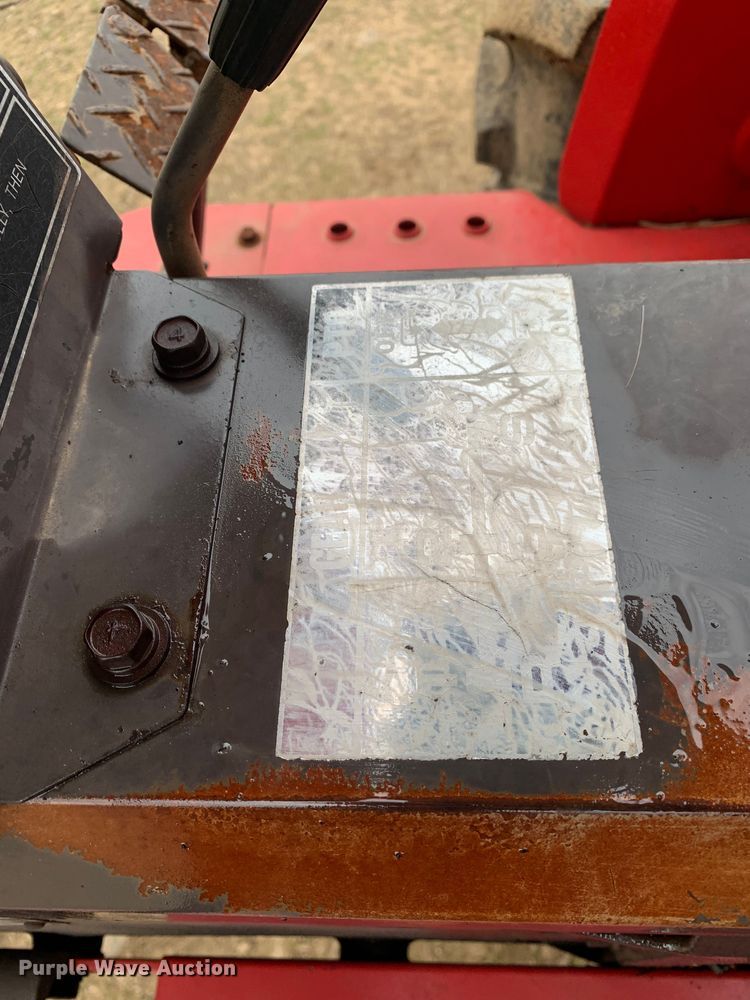 image for item LI9106 Massey Ferguson 1035  tractor