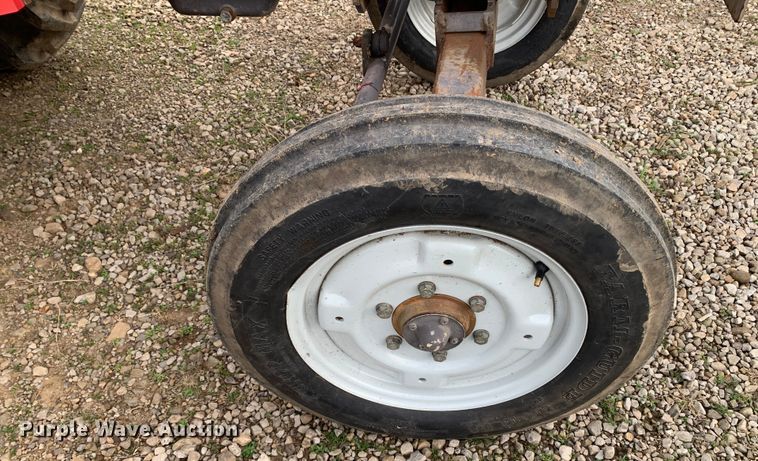 image for item LI9106 Massey Ferguson 1035  tractor