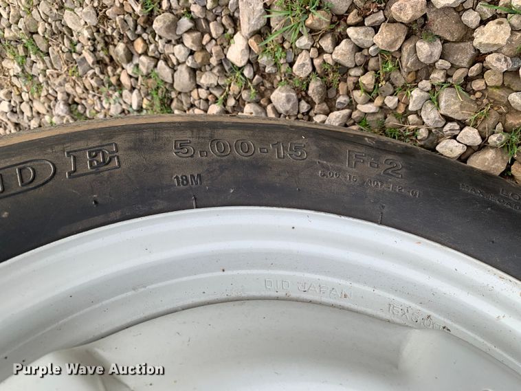 image for item LI9106 Massey Ferguson 1035  tractor