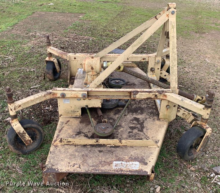 image for item LI9106 Massey Ferguson 1035  tractor