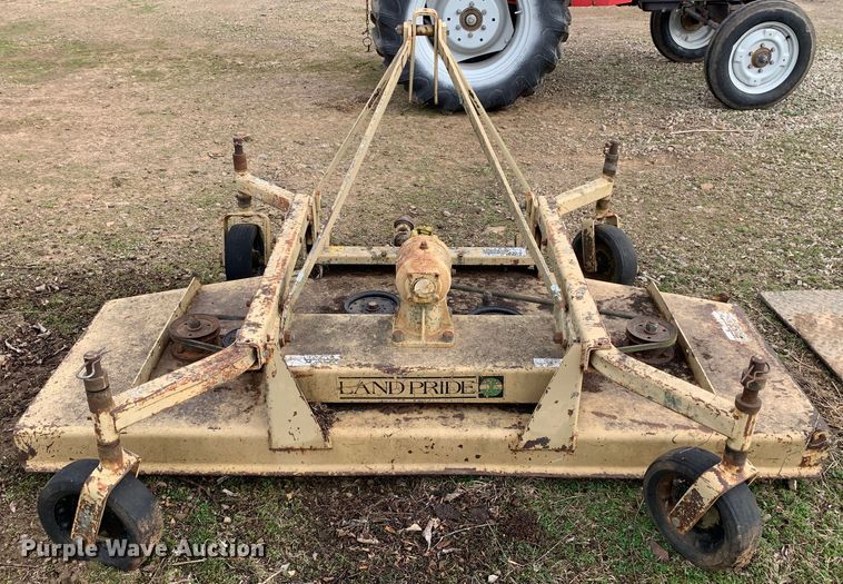 image for item LI9106 Massey Ferguson 1035  tractor