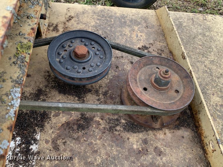 image for item LI9106 Massey Ferguson 1035  tractor