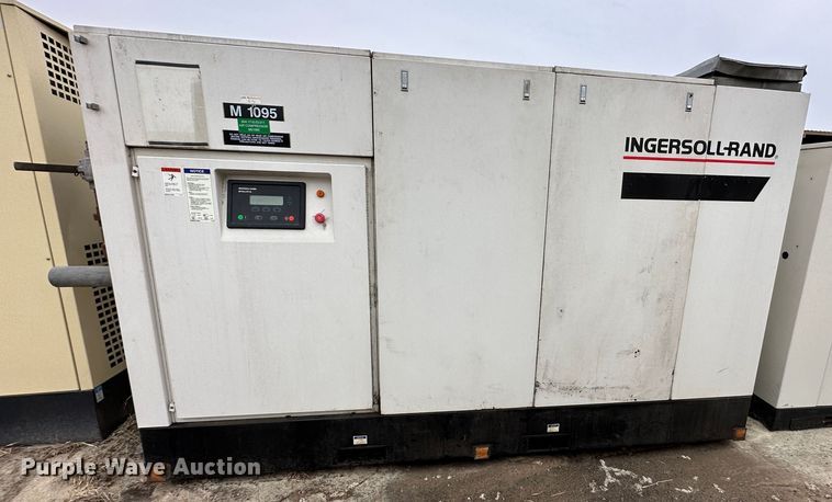 image for item LN9087 Ingersoll Rand SSR-EPE200-2S  air compressor